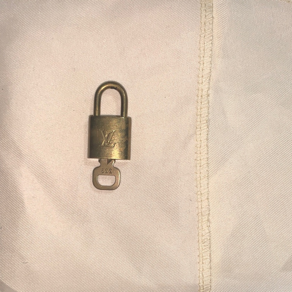 Louis Vuitton Gold-Tone Padlock and Key#339
